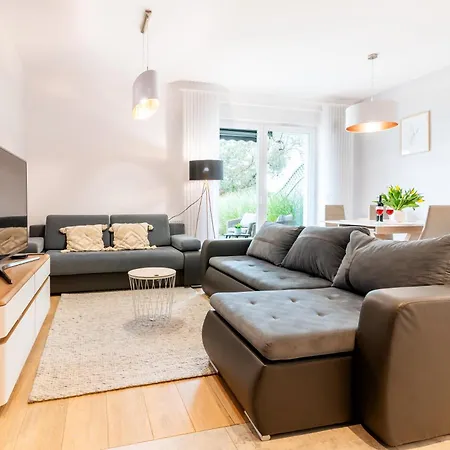 Port View - Widok, 15m Do Jeziora, Ogrodek, Parking Podziemny, Winda, Netflix I Prime Apartment *